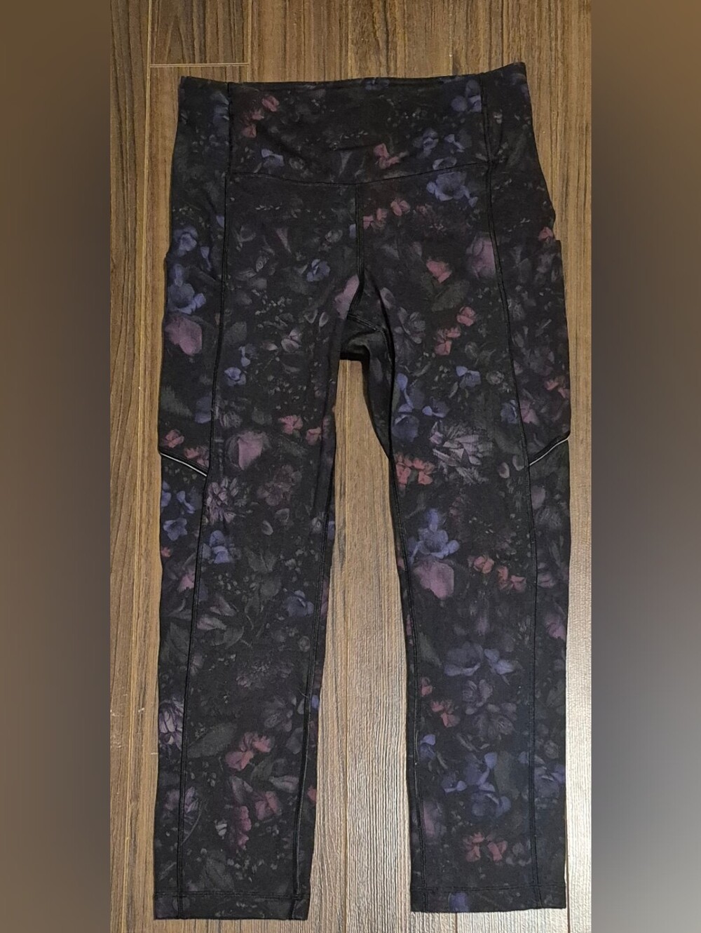 Lululemon Speed Up Crop 21" Frozen Flourish Multi Size 4